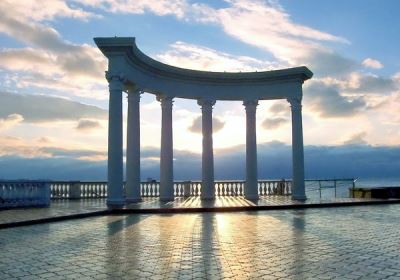 Набережная в Алуште